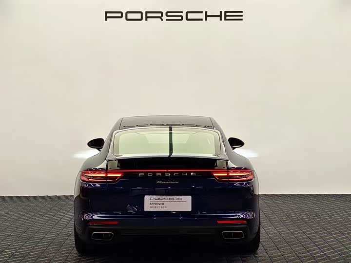 Фото 4 - Porsche Panamera