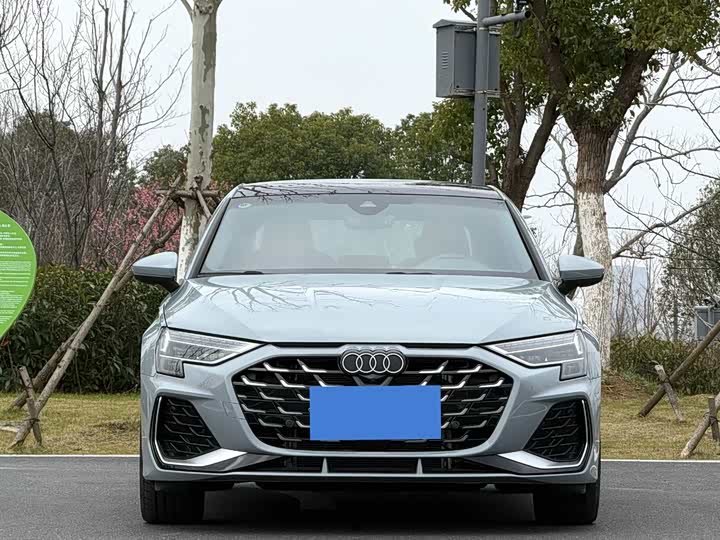 Фото 2 - Audi A3