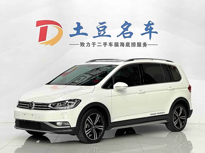 Фото 1 - Volkswagen Touran L