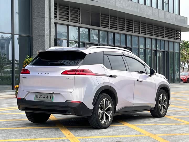Photo 6 - GAC Aion V