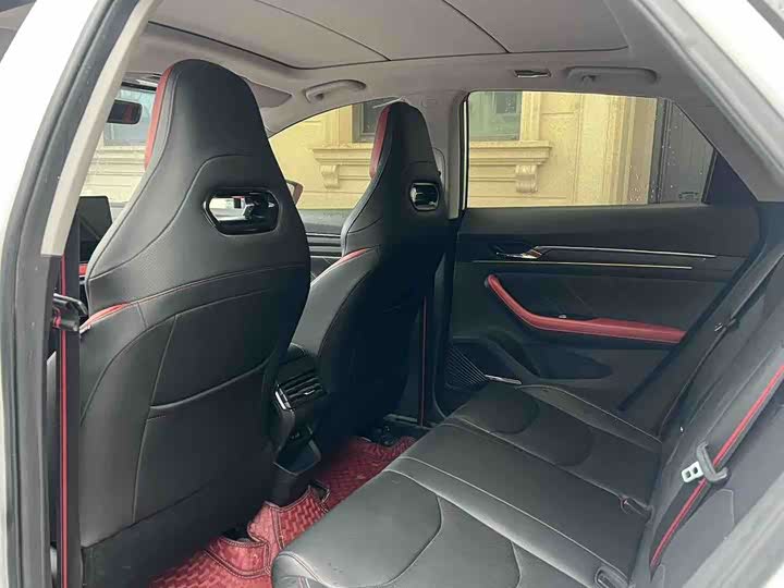 Фото 6 - Geely Emgrand GS