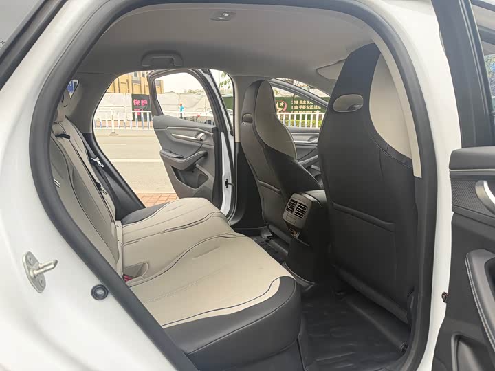 Фото 9 - BYD Destroyer 05