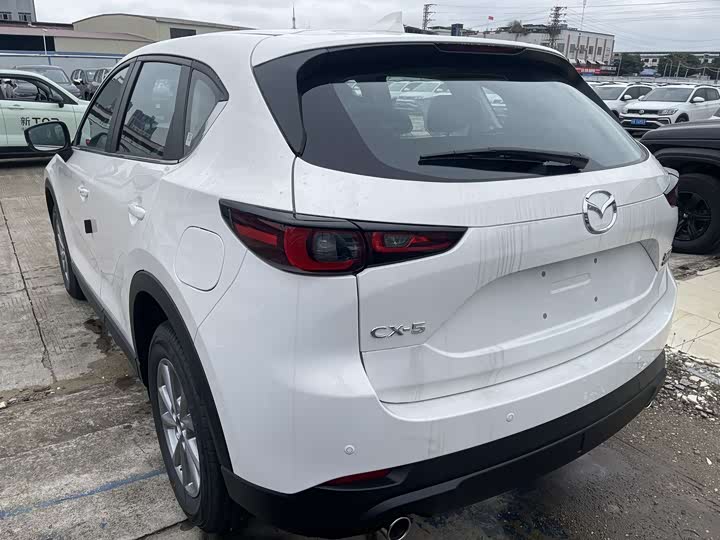 Photo 2 - Mazda CX-5