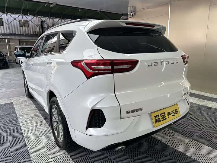 Фото 6 - Jetour X70