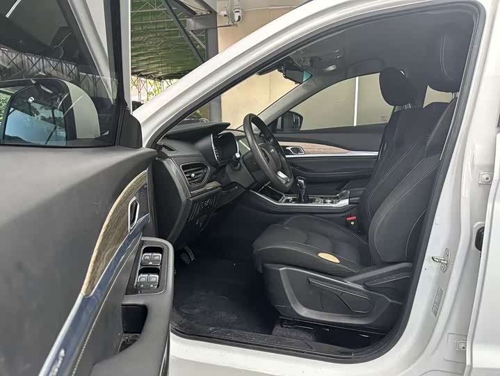 Фото 9 - Jetour X70