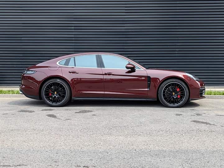 Фото 6 - Porsche Panamera