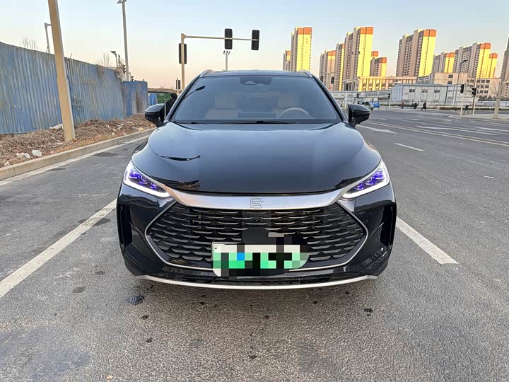 Фото 2 - BYD Tang Hybrid/EV