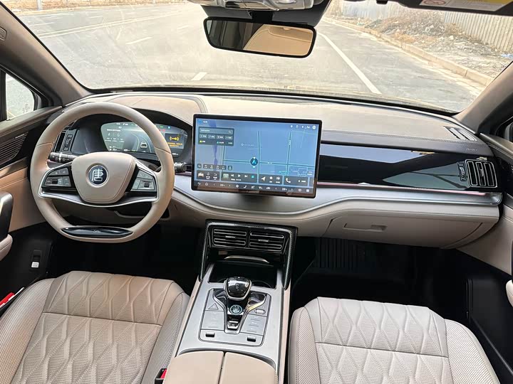 Фото 5 - BYD Tang Hybrid/EV