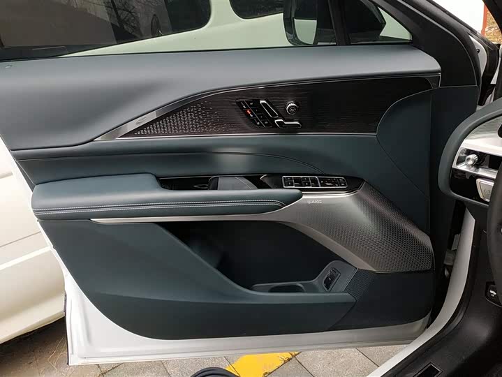 Фото 7 - Cadillac Lyriq