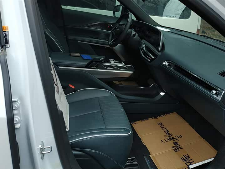 Фото 8 - Cadillac Lyriq