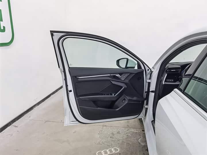 Фото 8 - Audi A3