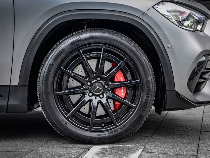 Фото 8 - Mercedes-Benz GLA-Class AMG