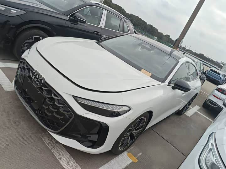 Фото 1 - Audi A5L Sportback