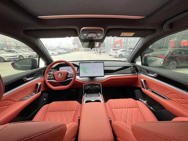 Фото 5 - BYD Tang Hybrid/EV