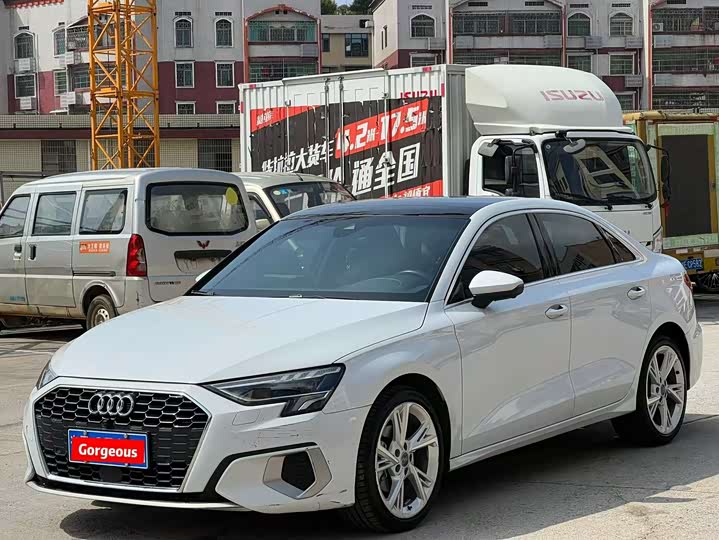 Фото 1 - Audi A3