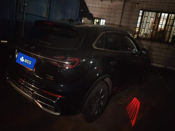 Фото 3 - Hongqi HS5