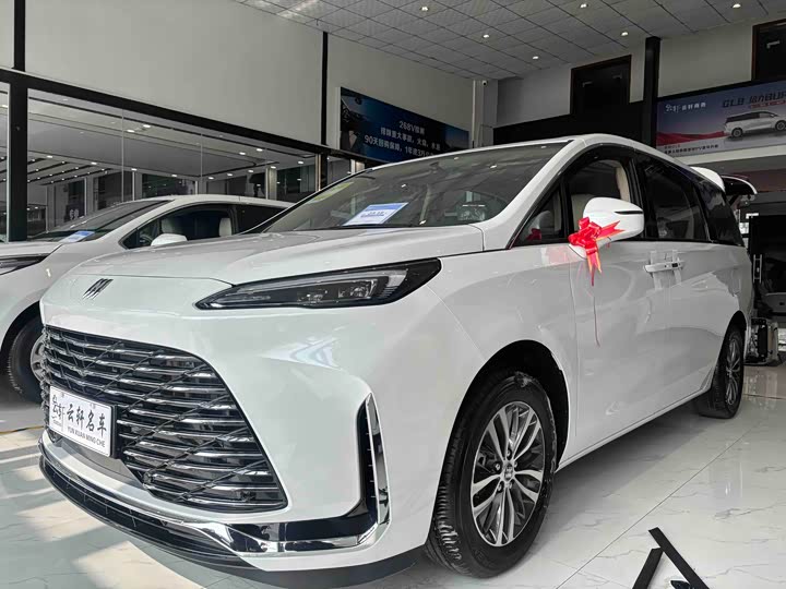 Фото 1 - Buick GL8 ES