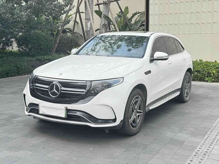Фото 1 - Mercedes-Benz EQC