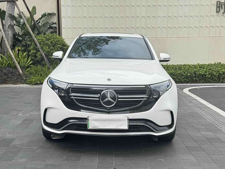 Фото 2 - Mercedes-Benz EQC