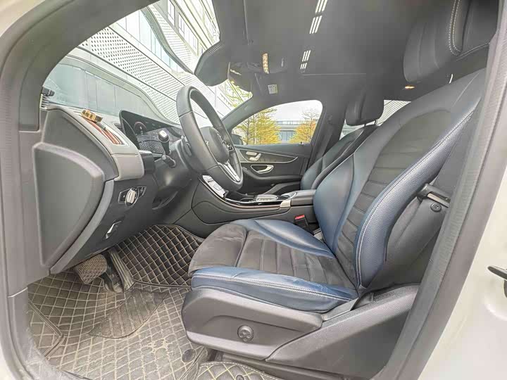 Фото 5 - Mercedes-Benz EQC