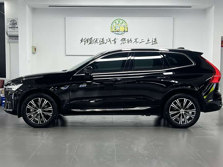 Фото 4 - Volvo XC60