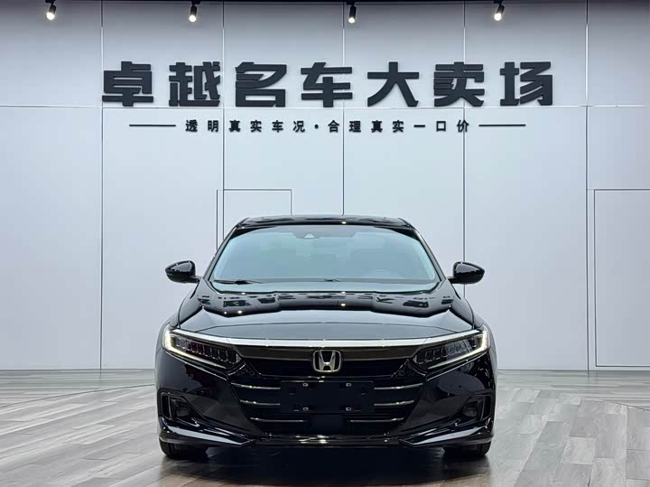 Фото 6 - Honda Accord