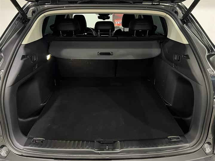 Фото 7 - Mazda CX-50