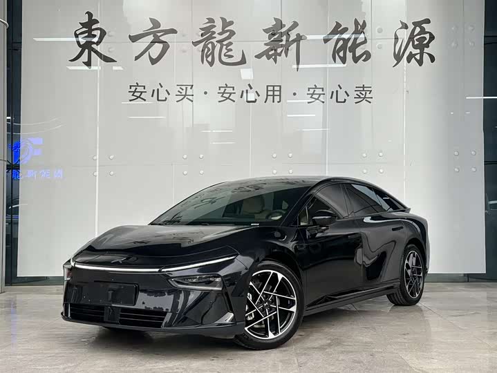 Фото 1 - XPeng F57