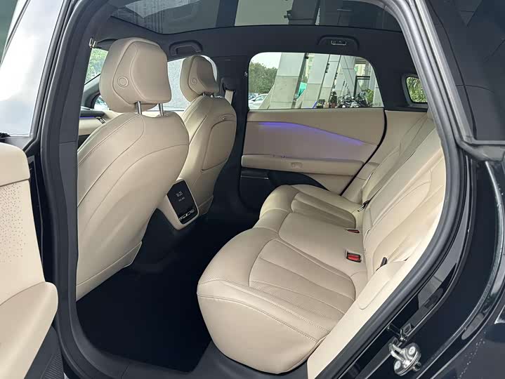 Фото 6 - XPeng F57