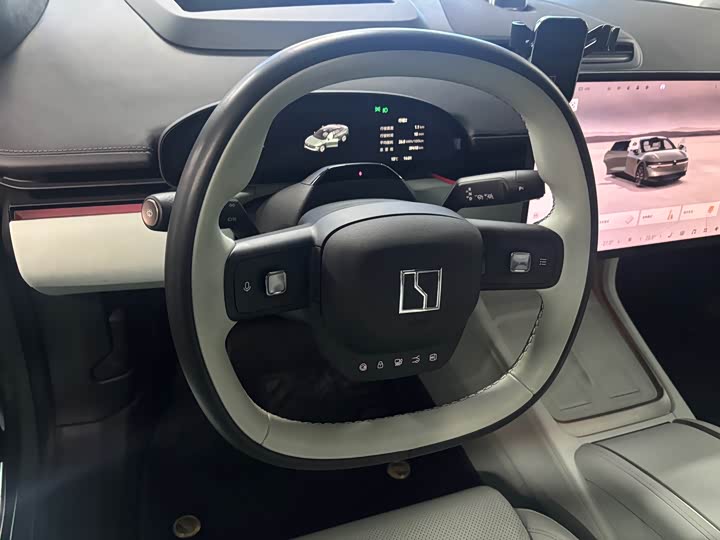 Фото 6 - Zeekr 007