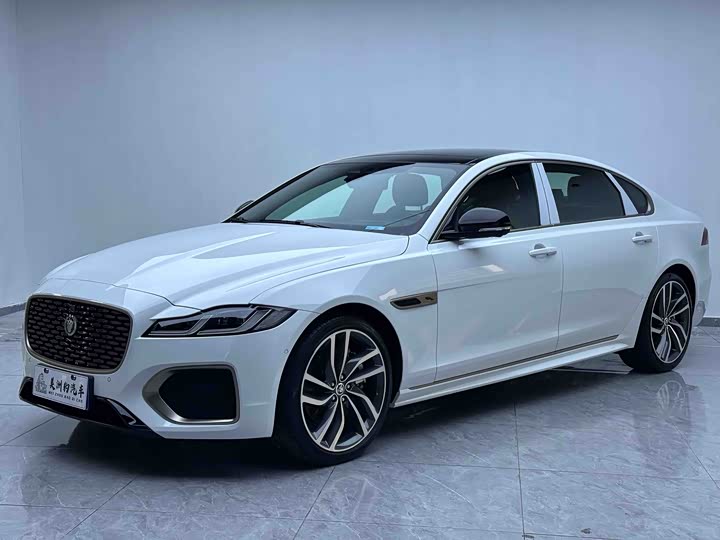 Photo 1 - Jaguar XF L