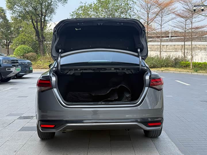 Фото 7 - Nissan Sylphy