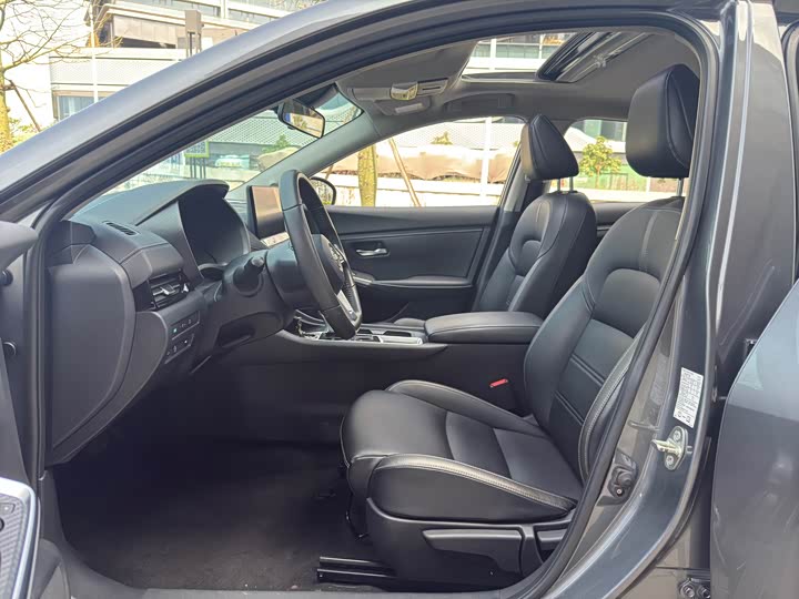 Фото 9 - Nissan Sylphy