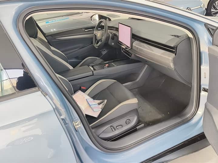 Фото 8 - Volkswagen ID.7 Vizzion