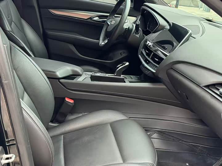 Photo 4 - Cadillac CT5