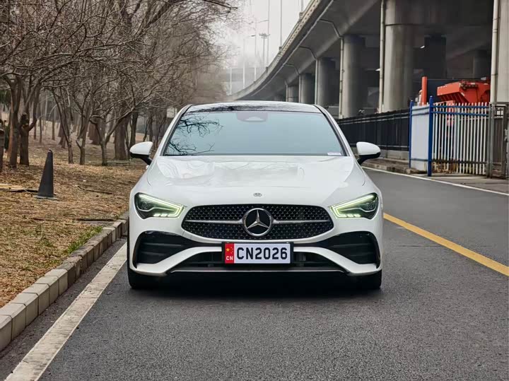 Фото 3 - Mercedes-Benz CLA-Class