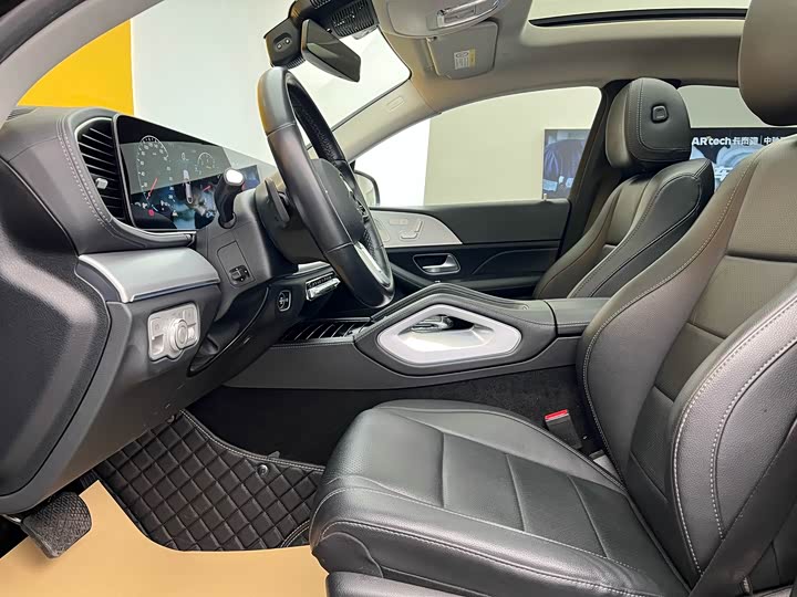 Photo 3 - Mercedes-Benz GLE-Class Coupe