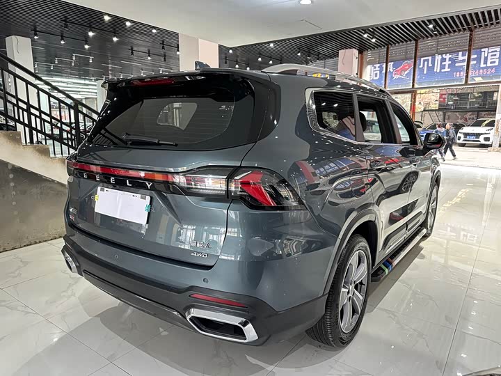 Фото 6 - Geely Okavango L