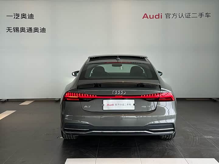 Фото 5 - Audi A7
