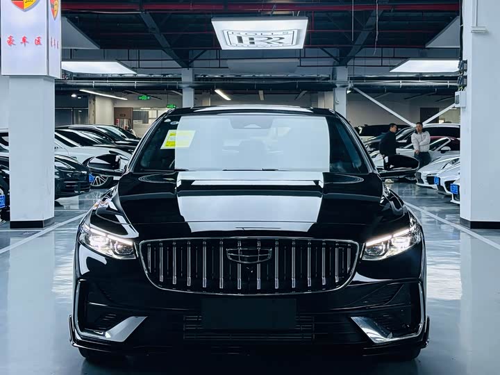 Фото 2 - Geely Preface