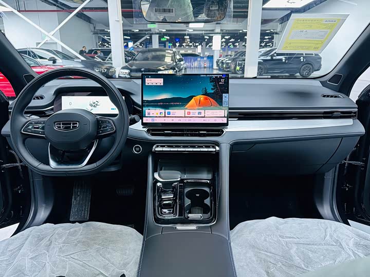 Фото 6 - Geely Preface