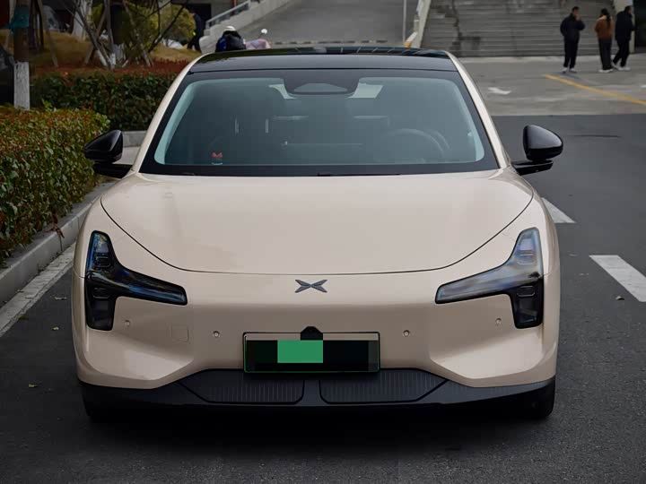 Фото 4 - XPeng Mona M03
