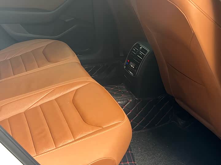 Фото 7 - Volkswagen CC