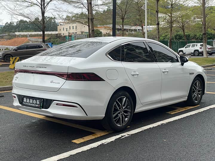 Фото 5 - BYD Qin Plus