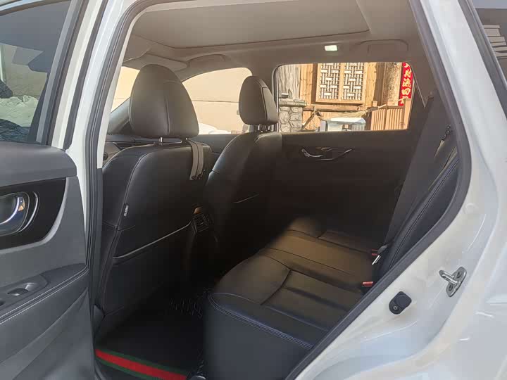 Photo 7 - Nissan X-Trail