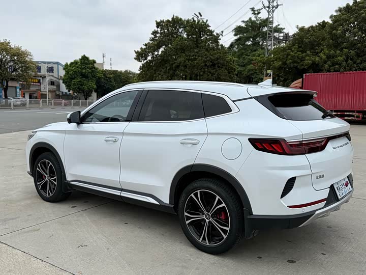 Фото 7 - BYD Song Plus