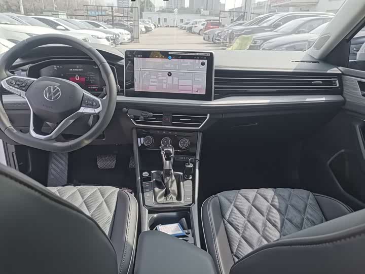 Фото 5 - Volkswagen Sagitar L