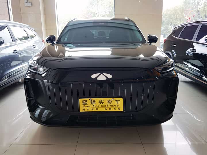 Photo 2 - Chery Fulwin T9