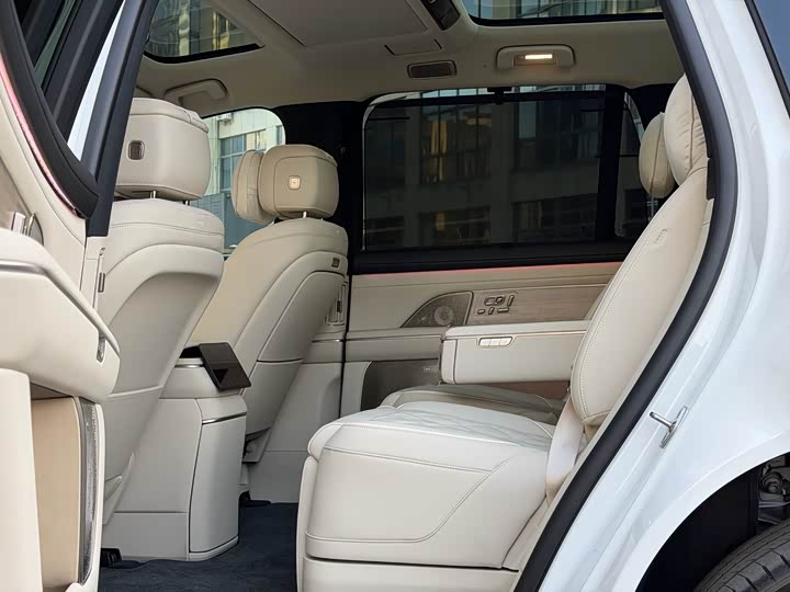 Фото 6 - Nio ES8