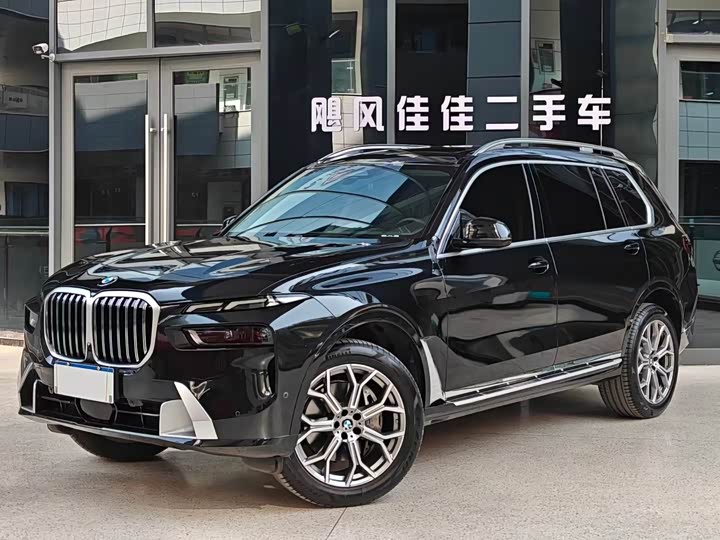 Фото 1 - BMW X7